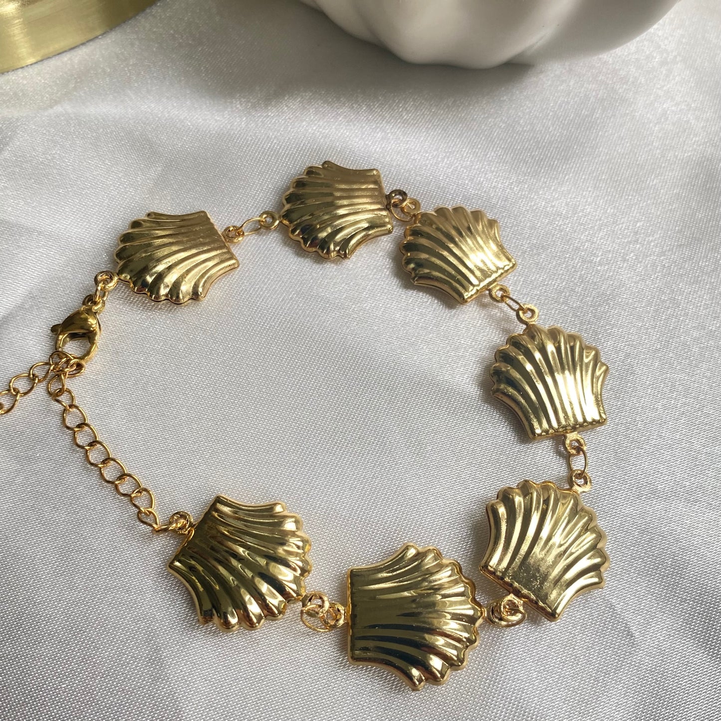 SHELLY BRACELET