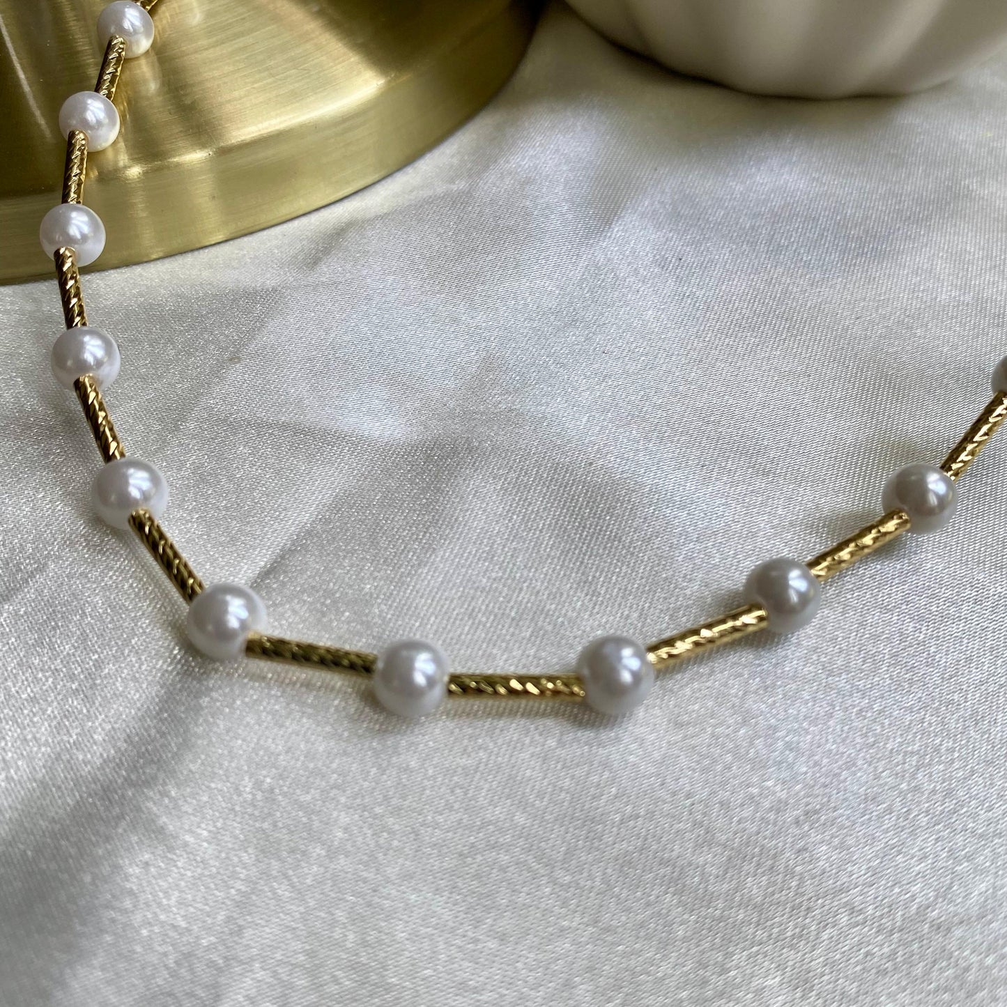 Nia Pearls